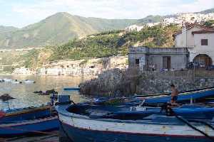 Xtrallusion offers characteristic Bed and Breakfast, B&B, Guest House, Hotel, Albergo and Country Lodge accommodation in Italy. Plus independent self-guided Walking, Adventure, Activity, Skiing and Paragliding Holiday itineraries on the Italian Rivieras, in the Italian Lakes, in the Italian Alps and in some of the most beautiful corners of Italy.